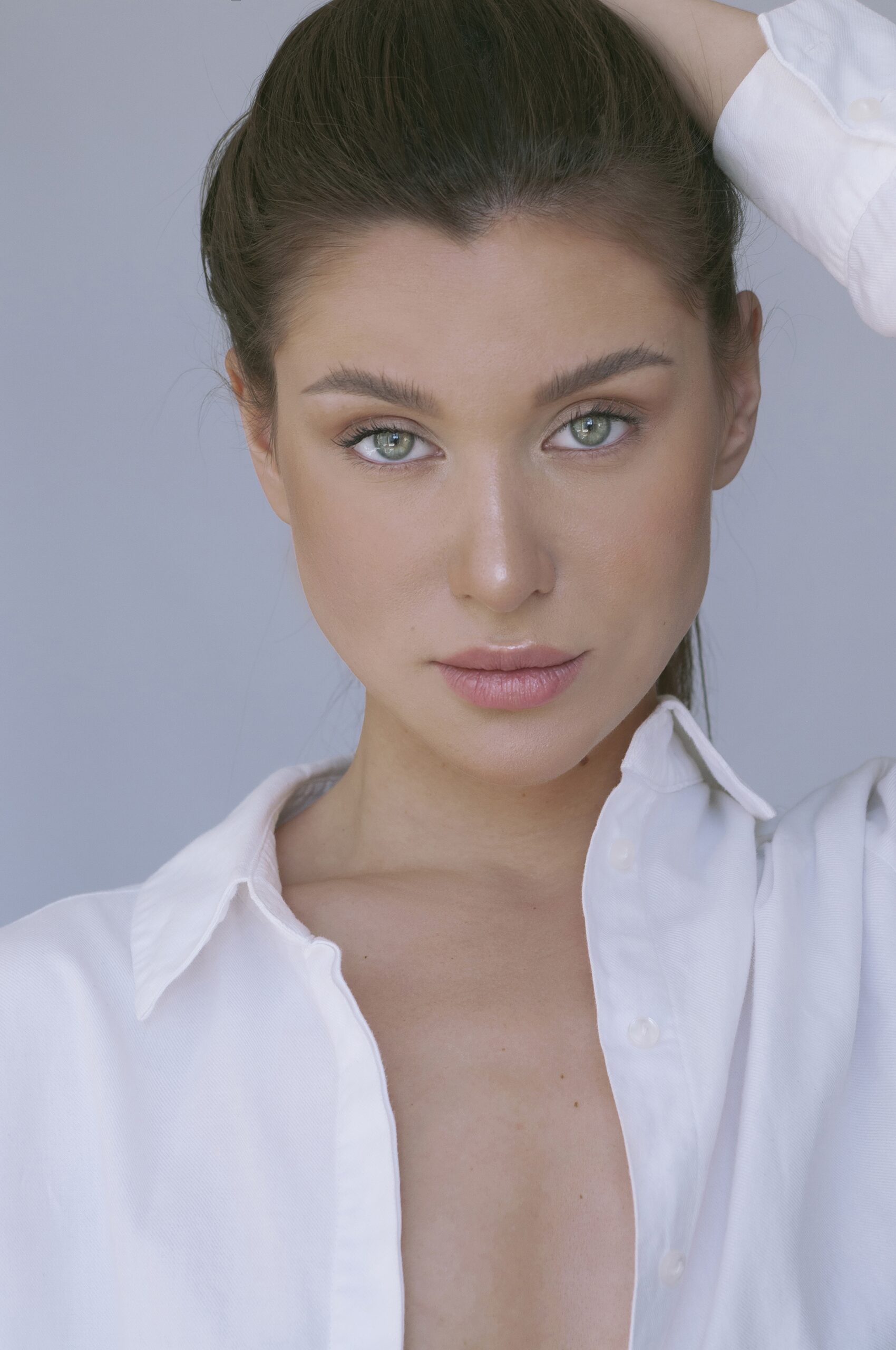Анна К 3.